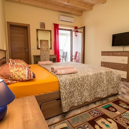 Nice Place Rovinj Exterior foto